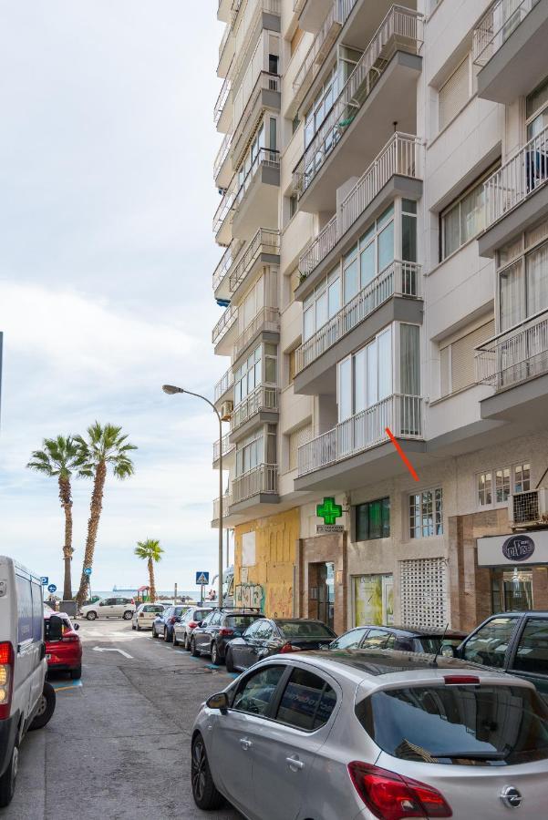 Mp5-Just Renovated Apartment Right On The Beach マラガ エクステリア 写真